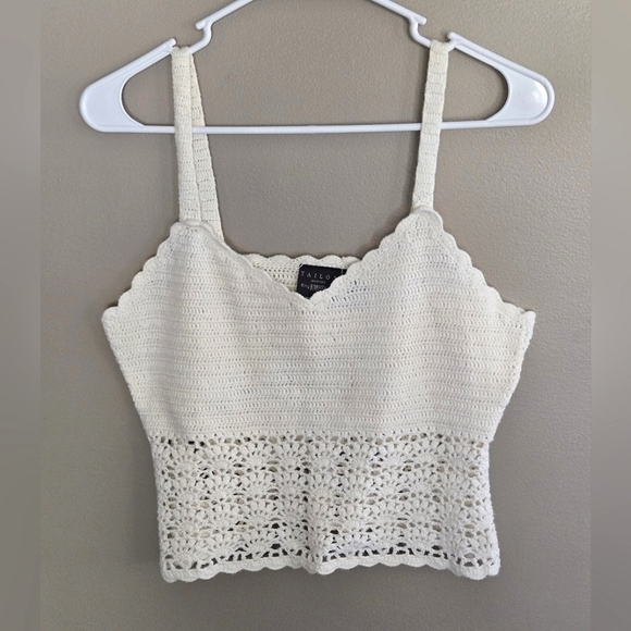 Taylor B. Moss Scalloped Crochet Ramie & Cotton Blend Crop Top, Size Large - Picture 1 of 3